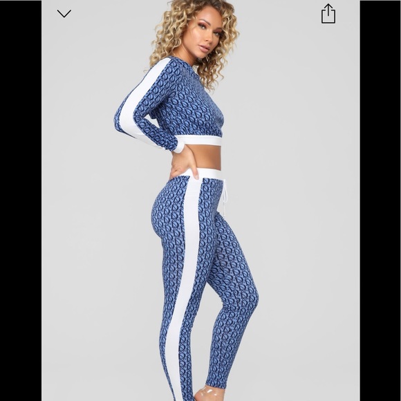 NOT FOR SELL matching set looking for it in a xs - Picture 3 of 3